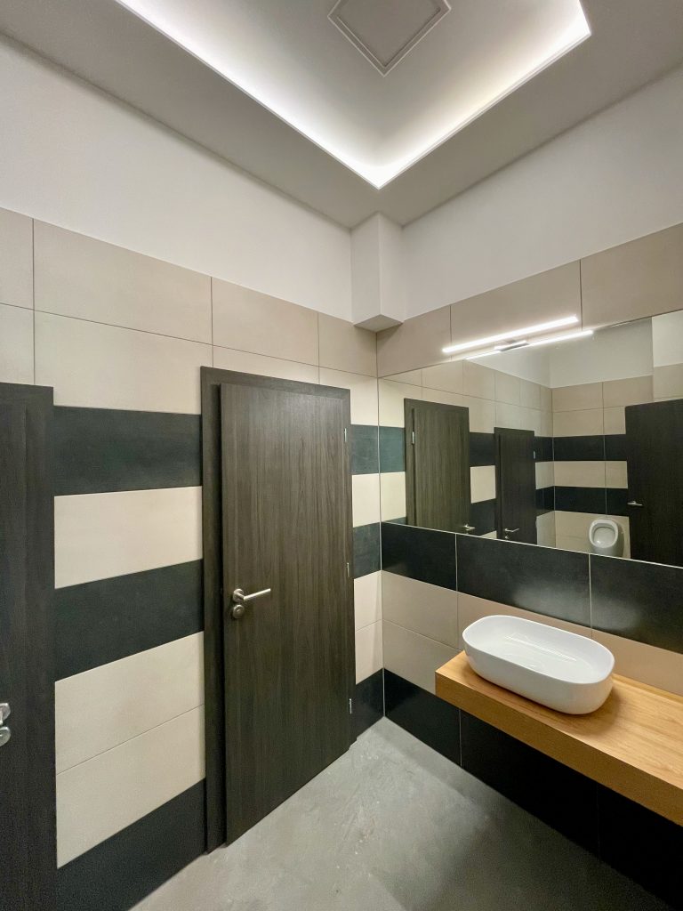 ULTRAMED Bratislava — realizácia AJ services